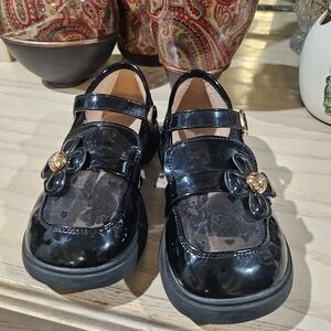 Fashion Nova Black Kids Dress Shoes with Floral Detail